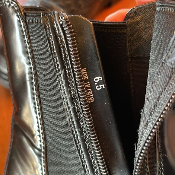 Jeffrey Campbell Edmond Chelsea Boot - 6.5 - Picture 5 of 8